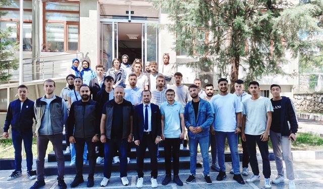 Kargı’da üniversite öğrencilerinde Orman İşletme Müdürlüğü’ne teknik gezi