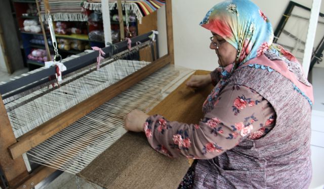 Kooperatifleşen köy kadınları emeklerini üretime dönüştürdü