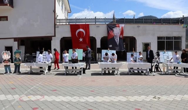 Küre'de TÜBİTAK Bilim Fuarı açıldı
