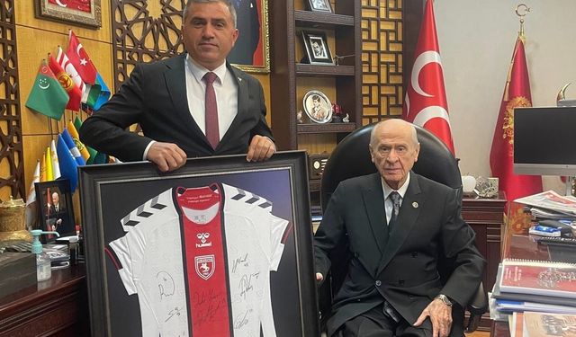 MHP Samsun İl Başkanı Mucur, MHP Genel Başkanı Bahçeli'yi ziyaret etti
