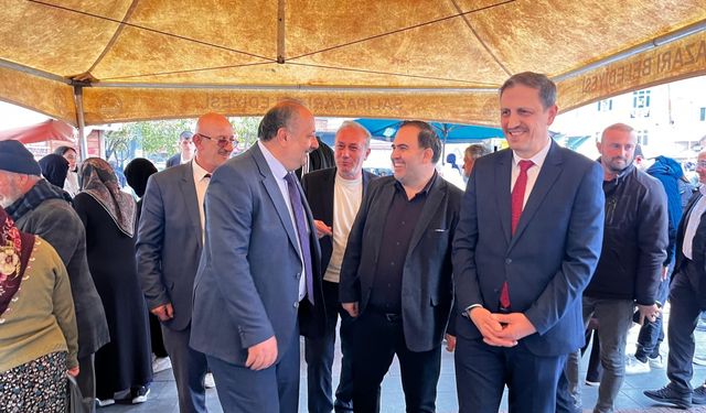 Salıpazarı'nda engelliler yararına kermes açıldı