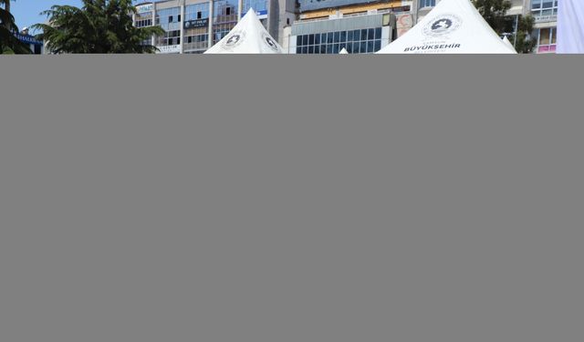 Samsun'da üniversite öğrencilerinin el sanatları sergisi açıldı