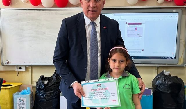 Taşova'da ilkokul öğrencilerinden “Atma Yazık Olur” kampanyası