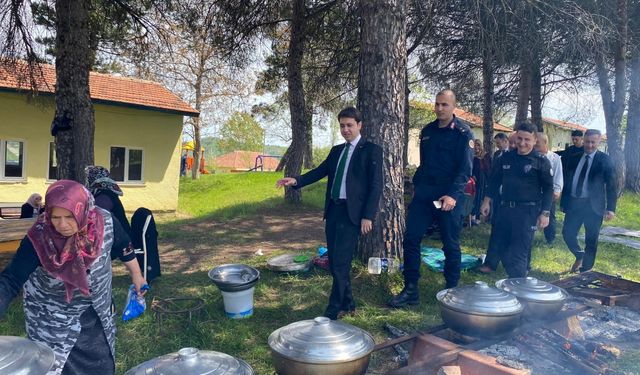 Türkeli'de Hıdırellez Şenliği düzenlendi