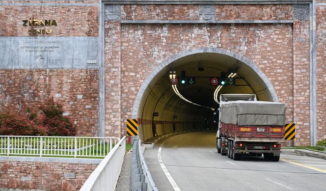 Yeni Zigana Tüneli'nden 2 yılda 3 milyon 490 bin araç geçti