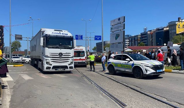 Zonguldak'ta tırın çarptığı yaşlı kadın öldü