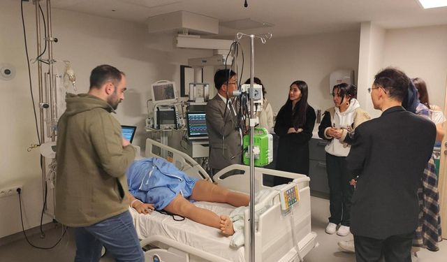 Recep Tayyip Erdoğan Üniversitesi Tıp Fakültesi Klinik Simülasyon Eğitim Merkezinde Akupunktur Eğitimi Düzenlendi