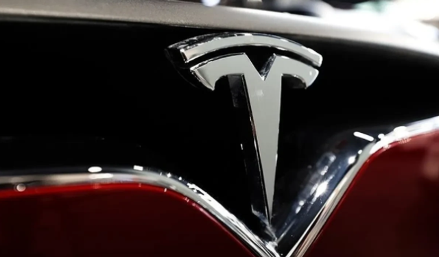 Tesla Model Y'ye Zam! En Ucuz Model 2,4 Milyonu Aştı