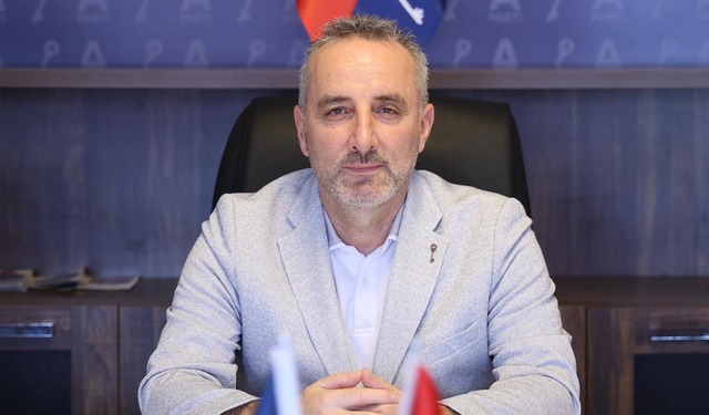 Anahtar Parti Çayeli İlçe Başkanı Kuru: “Çay üreticisinin emeği korunmalıdır”
