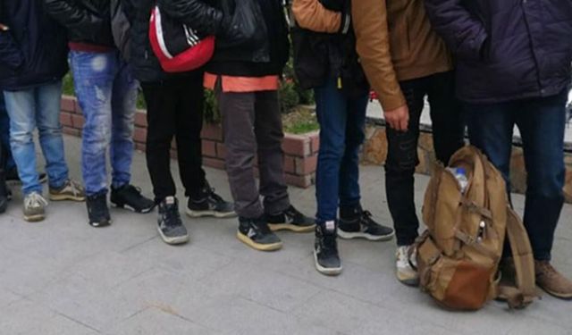 Bayburt'ta 6 düzensiz göçmen yakalandı
