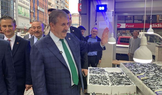 Destici Rize'de konuştu: Asgari ücret 33 bin lira seviyesine gelmeli