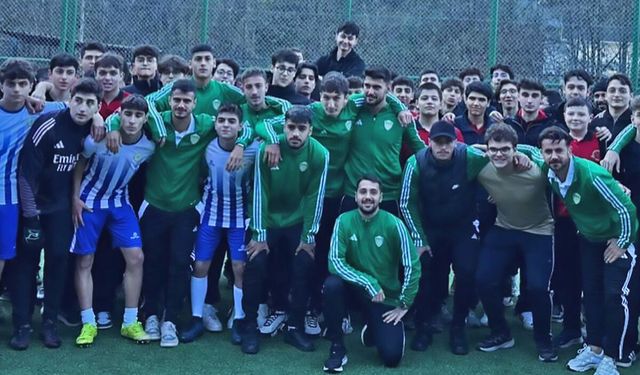 Çayelispor, lise öğrencileriyle dostluk maçı yaptı