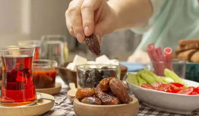 Sağlık Bakanlığı'ndan oruç tutanlar için beslenme önerileri