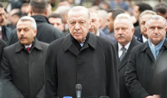 Cumhurbaşkanı Erdoğan Rize'de Bayram Namazı sonrası konuştu: Orta Doğu kaynıyor