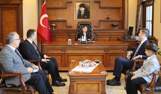 Çayeli Kaymakamlığı’nda makam çocukların oldu