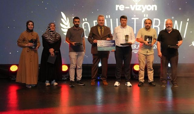 RE-VİZYON programında ödüller sahiplerini buldu
