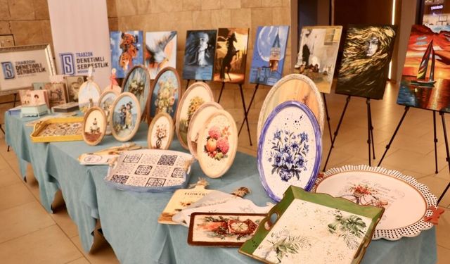 Trabzon'da "Demir Parmaklıklardan Tuvale Değişimin ve Emeğin Resmi" sergisi açıldı