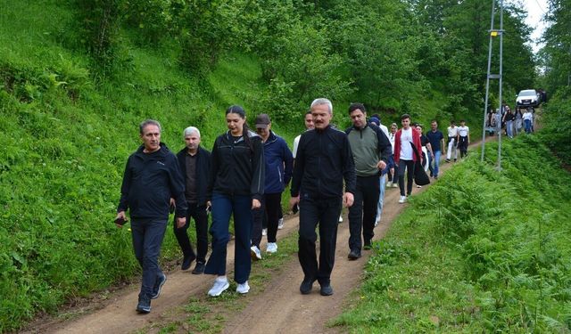 Şalpazarı'nda doğa yürüyüşü gerçekleştirildi