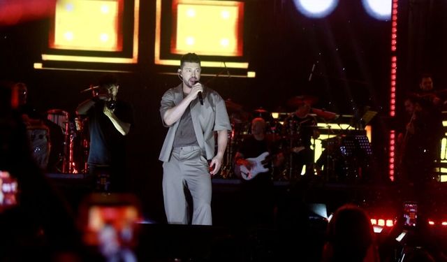 Trabzon Kültür Yolu Festivali, şarkıcı Murat Boz konseriyle sona erdi