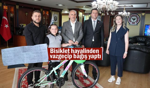 Başkan Rahmi Metin’den duyarlı öğrenciye anlamlı hediye