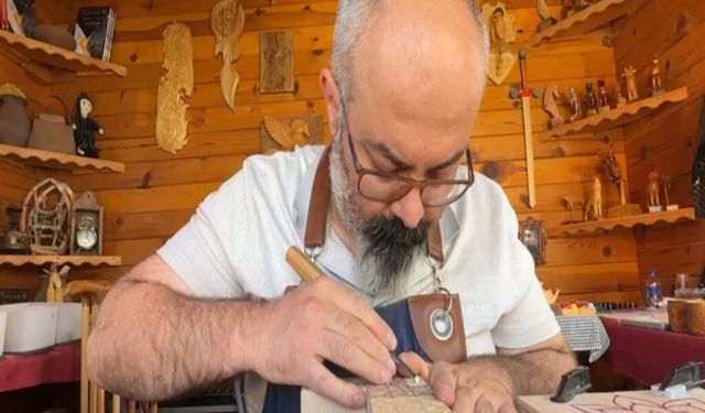 Çocukluk merakı ahşap oymacılığı, mesleği oldu