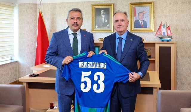 Rize Valisi Baydaş’tan Çaykur Rizespor Başkanı Saruhan’a hayırlı olsun ziyareti