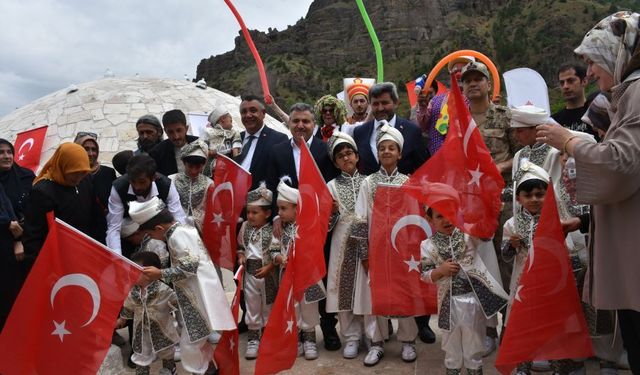 Gümüşhane'de Vakıflar Genel Müdürlüğünce toplu sünnet şöleni düzenlendi