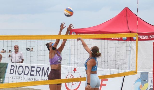 Uluslararası 2026 Bioderma Pro Beach Tour Voleybol Turnuvası'nın Trabzon etabı tamamlandı