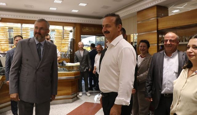Anahtar Parti Genel Başkanı Ağıralioğlu, Rize'de ziyaretlerde bulundu