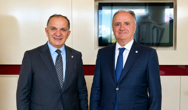 Çaykur Rizespor Başkanı Ali Zeki Saruhan'dan TFF'de Mustafa Baltacı'ya ziyaret