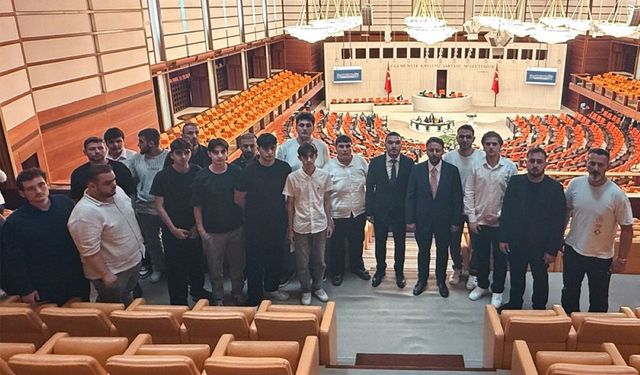 Çayelili Gençler Ankara'da devletin yönetim merkezlerini yakından tanıdı