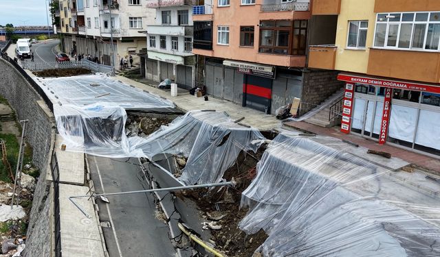 Rize'de çöken yolda önlem