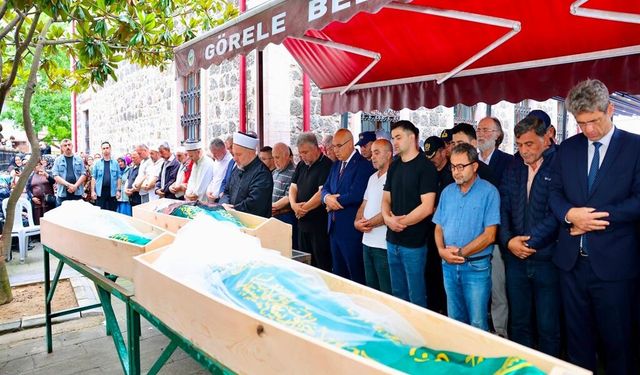 Piknik sırasında derede akıntıya kapılıp ölen anne ve 2 kızı, toprağa verildi