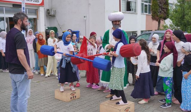 Rize'de Yaz Kur'an Kursu Öğrencilerine Neşe Dolu Etkinlik