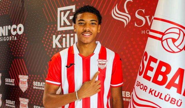 Sebatspor, milli oyuncu Thierry Darnel Karadeniz'i kiraladı