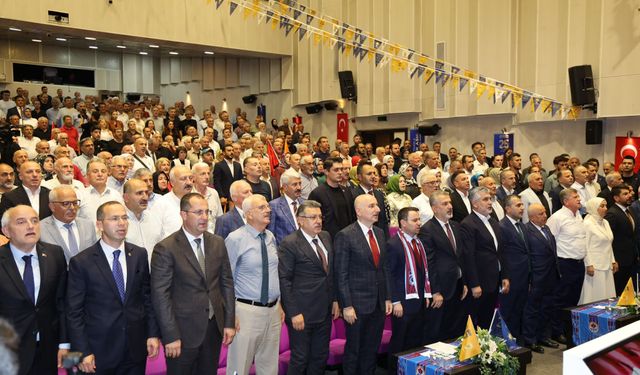 Bakan Gürlek, Ak Parti Trabzon İl Danışma Meclisi Toplantısına Katıldı