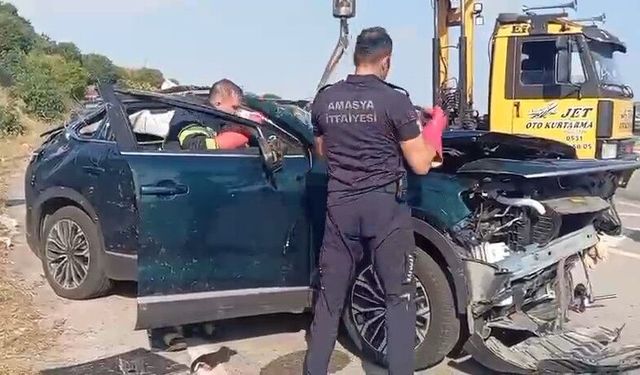 Otomobil takla attı: Aynı aileden 4 yaralı