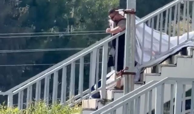 Cumhurbaşkanı Erdoğan'ın pankartına zarar veren şüpheli tutuklandı