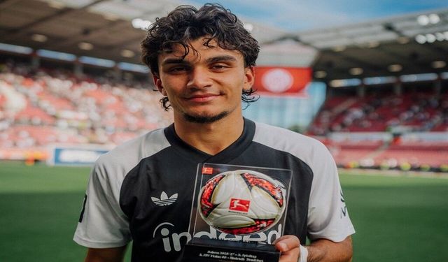 Can Uzun attığı 2 golle Eintracht Frankfurt’a galibiyeti getirdi