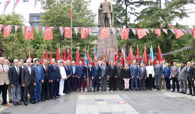 Atatürk'ün Trabzon'a gelişinin 102. yıl dönümü kutlandı