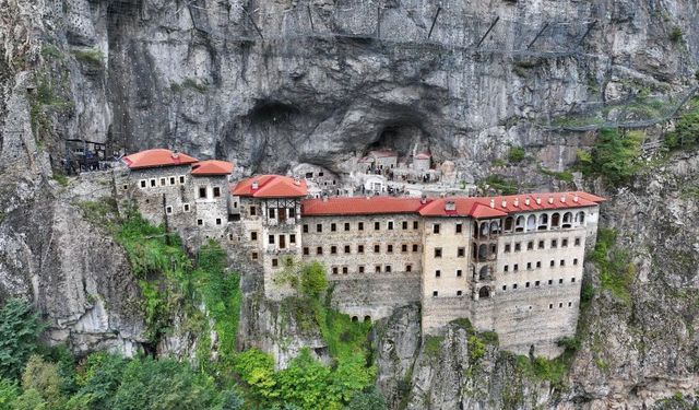 Sümela Manastırı'nı 520 bin kişi ziyaret etti