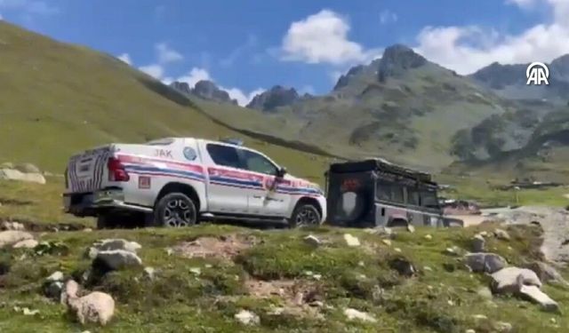 Kaçkar Dağları’nda Yolunu Kaybeden İngiliz Turiste Ulaşıldı