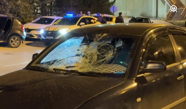 Erzurum'da otomobilin çarptığı genç kız ağır yaralandı