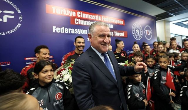 Bakan Bak: "Ankara'ya güzel eserler kazandırmaya devam ediyoruz"