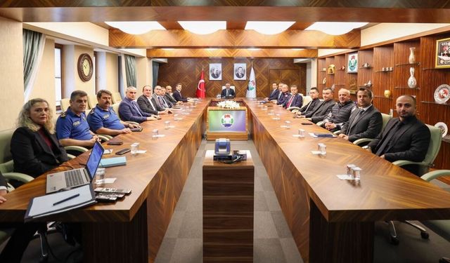 Çaykur Rizespor'un Fenerbahçe ve Trabzonspor Maçlarının Güvenlik Tedbirleri Görüşüldü