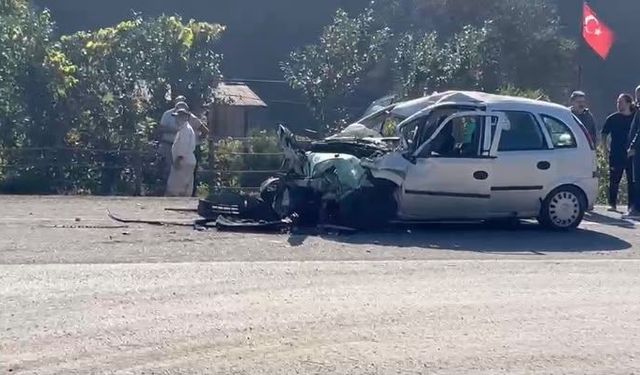 Hafriyat kamyonuna çarpan otomobilin sürücüsü ağır yaralı