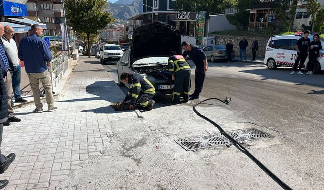 KPSS'ye girdi, sınav sırasında otomobili yandı