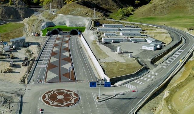 Erzurum-Rize Yolu'ndaki 3 bin 105 metrelik Dallıkavak Tüneli 16 Ekim'de hizmete açılacak