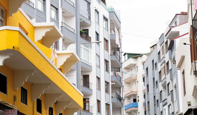 Akçaabat Çarşısında Yenilenme Çalışmaları Yüzde 74’e Ulaştı