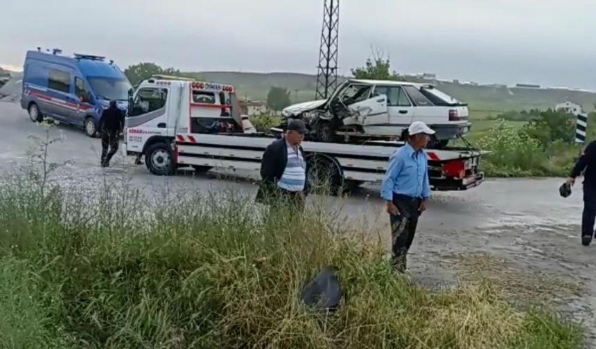 Çorum'da zincirleme trafik kazasında 5 kişi yaralandı